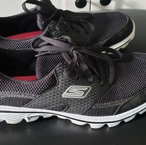 Sketchers Go Walk sneakers size 10
